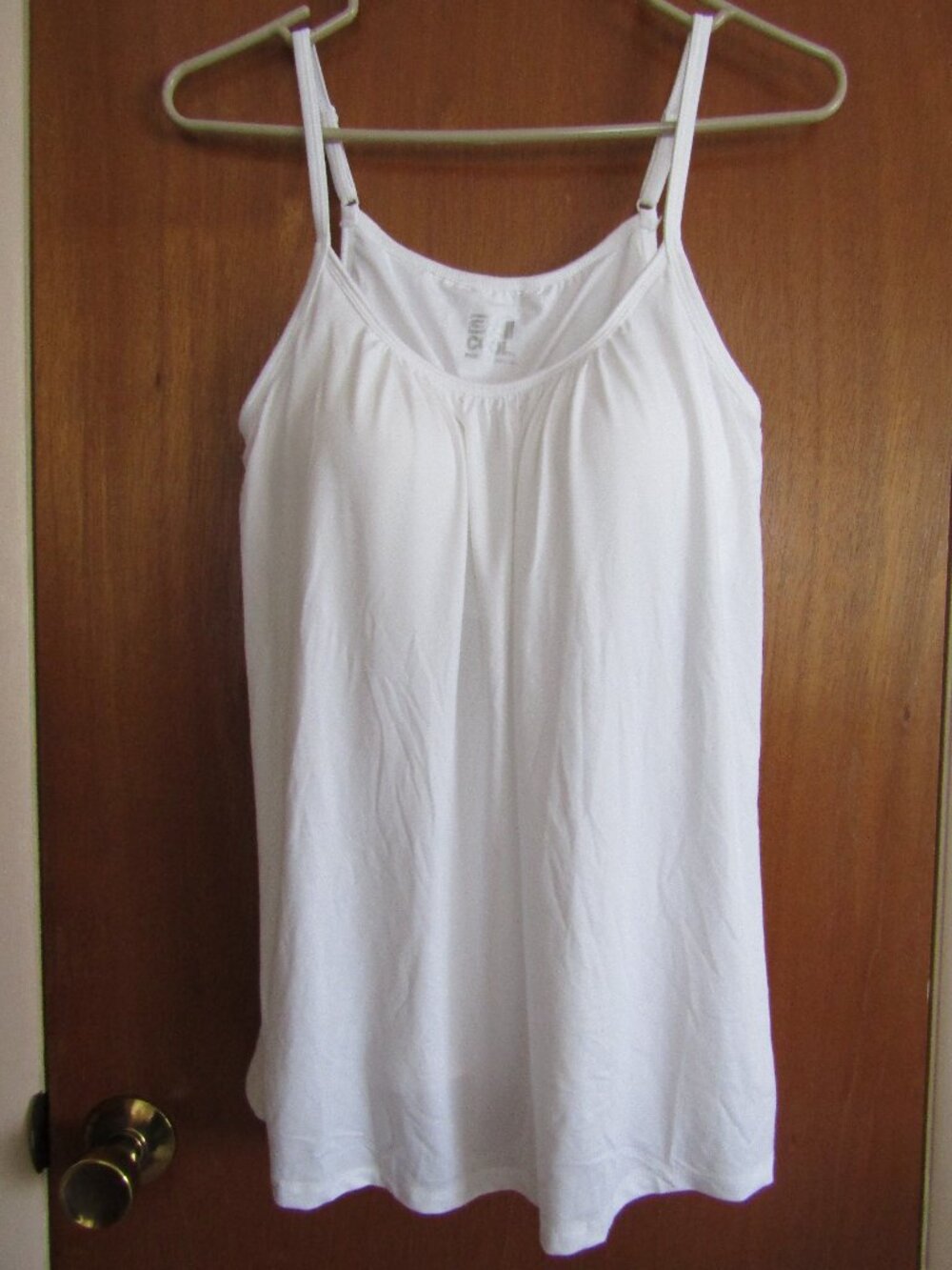 32 Degrees Womens L Relaxed Fit Cool Flowy Built-in Bra Cami White Yoga Stretch